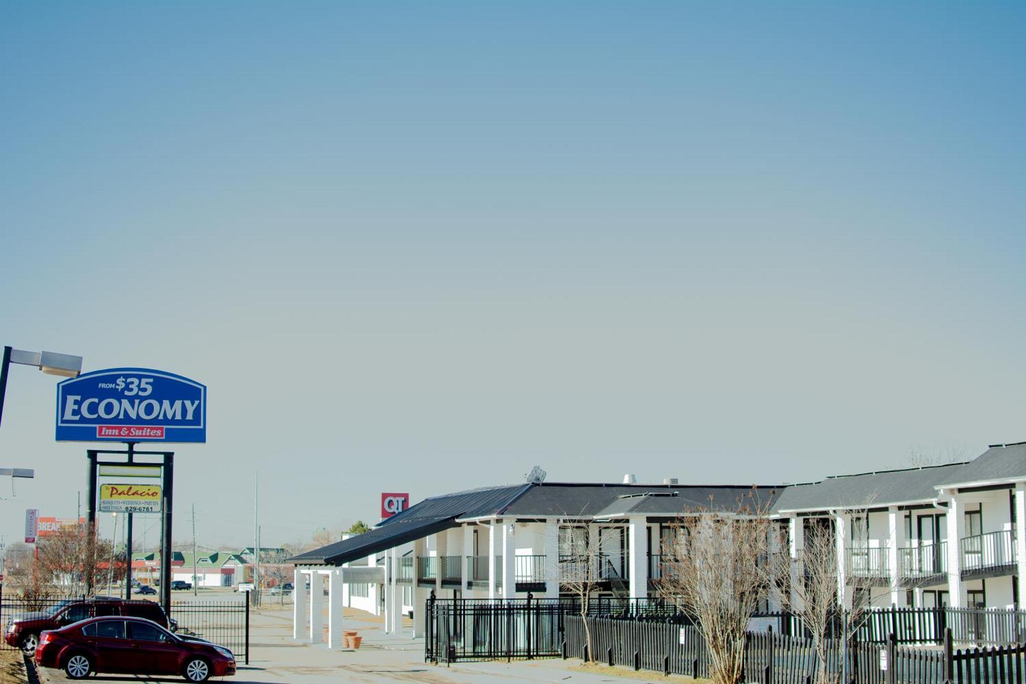 Economy Inn And Suites Tulsa Exterior foto